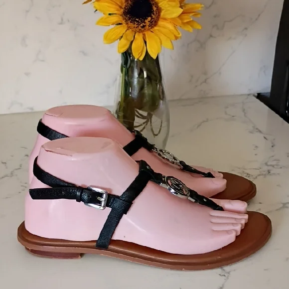 MICHAEL KORS SANDALS - Picture 2 of 9